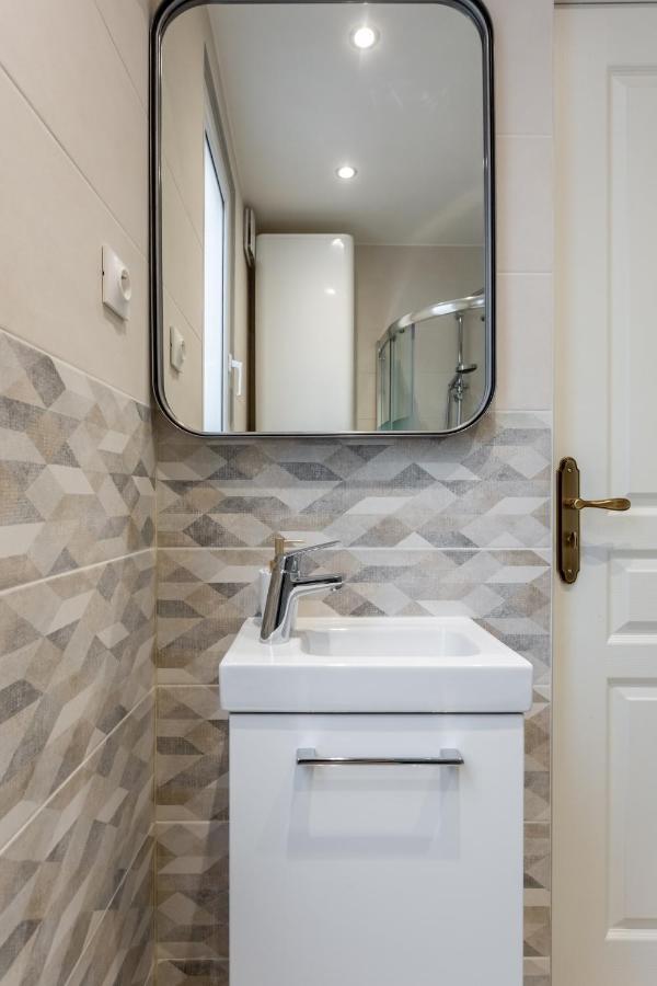 Staylib - Appartement 2 Pieces Aux Portes De Paris Сент-Уан Екстер'єр фото